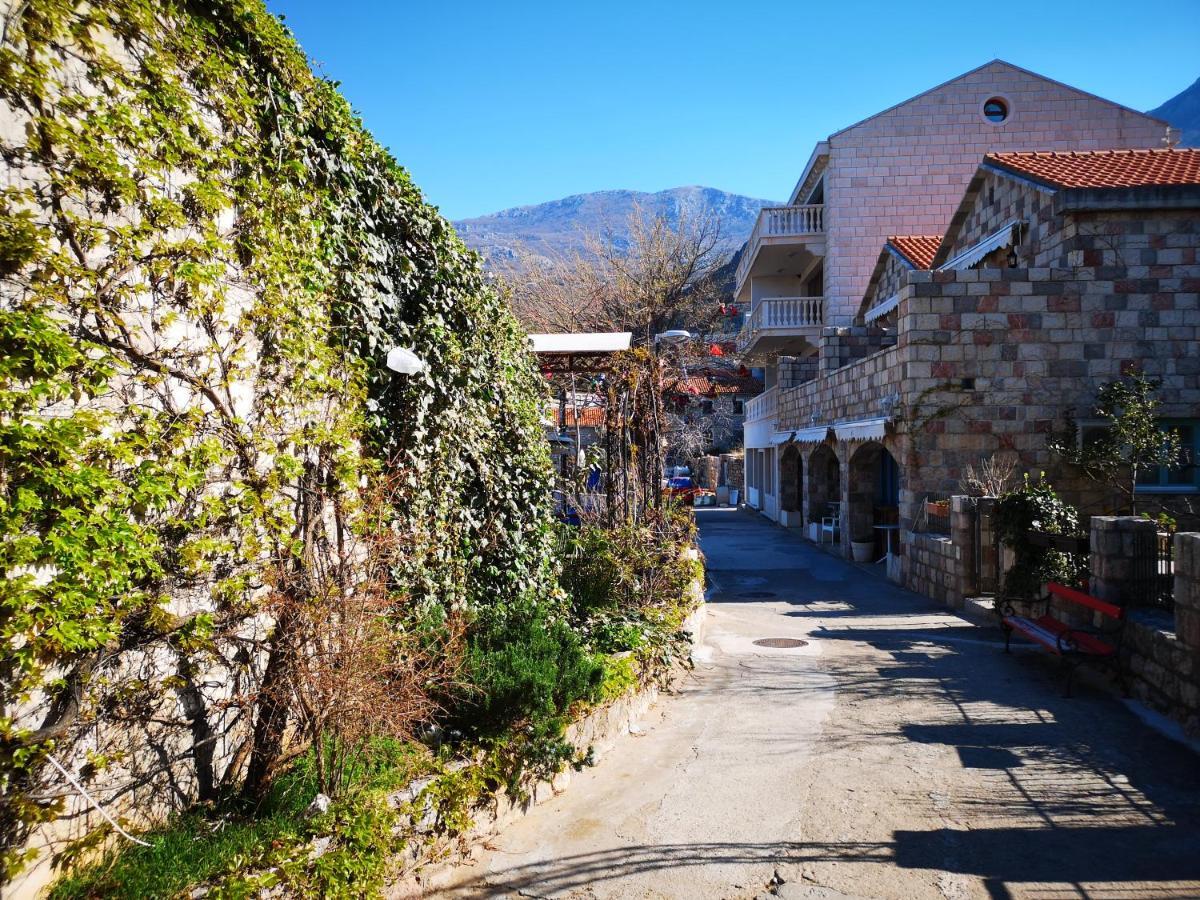 Langust - Free Parking Lejlighed Sveti Stefan Eksteriør billede