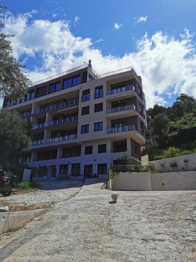 Langust - Free Parking Lejlighed Sveti Stefan Eksteriør billede